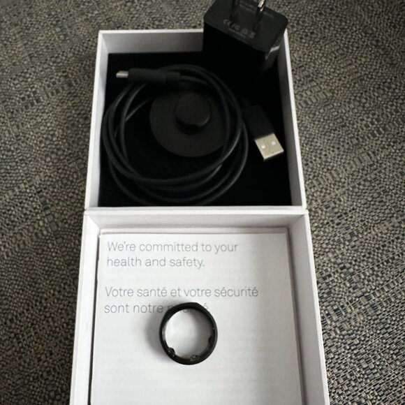 Oura Ring Gen3 – Heritage Stealth – Size 12 – $350 Retail – Worn Twice - Picture 3 of 4